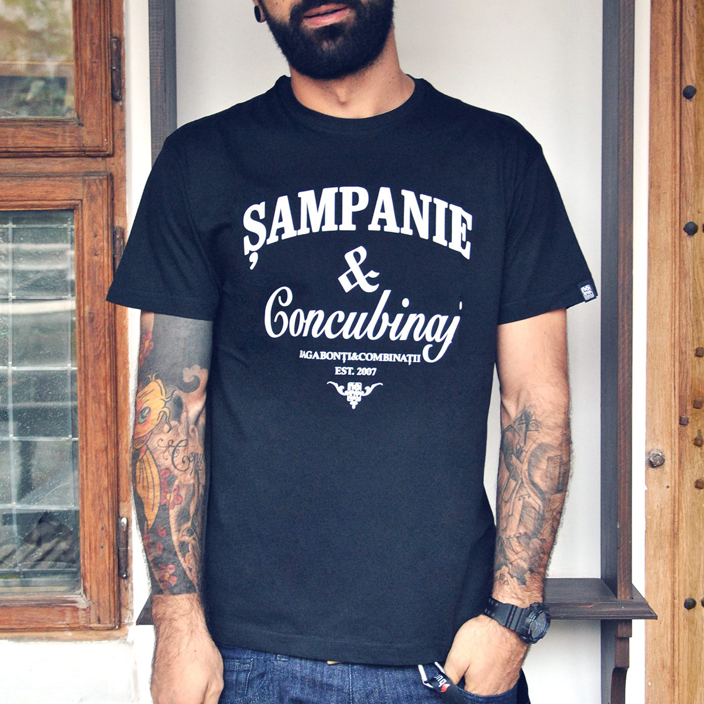 Sampanie & Concubinaj T-Shirt